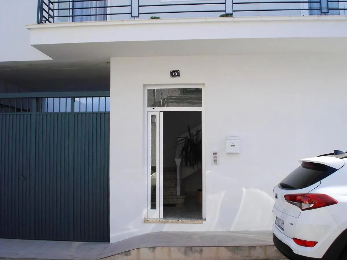 Bright Apartment With Sea View In Icod De Los Vinos 157 M²